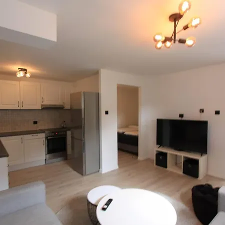 Newly Renovated In Sogne Apartamento