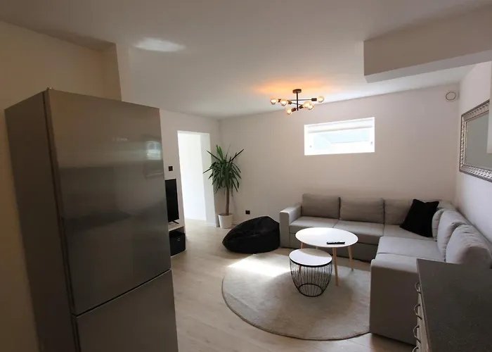 Newly Renovated In Sogne *